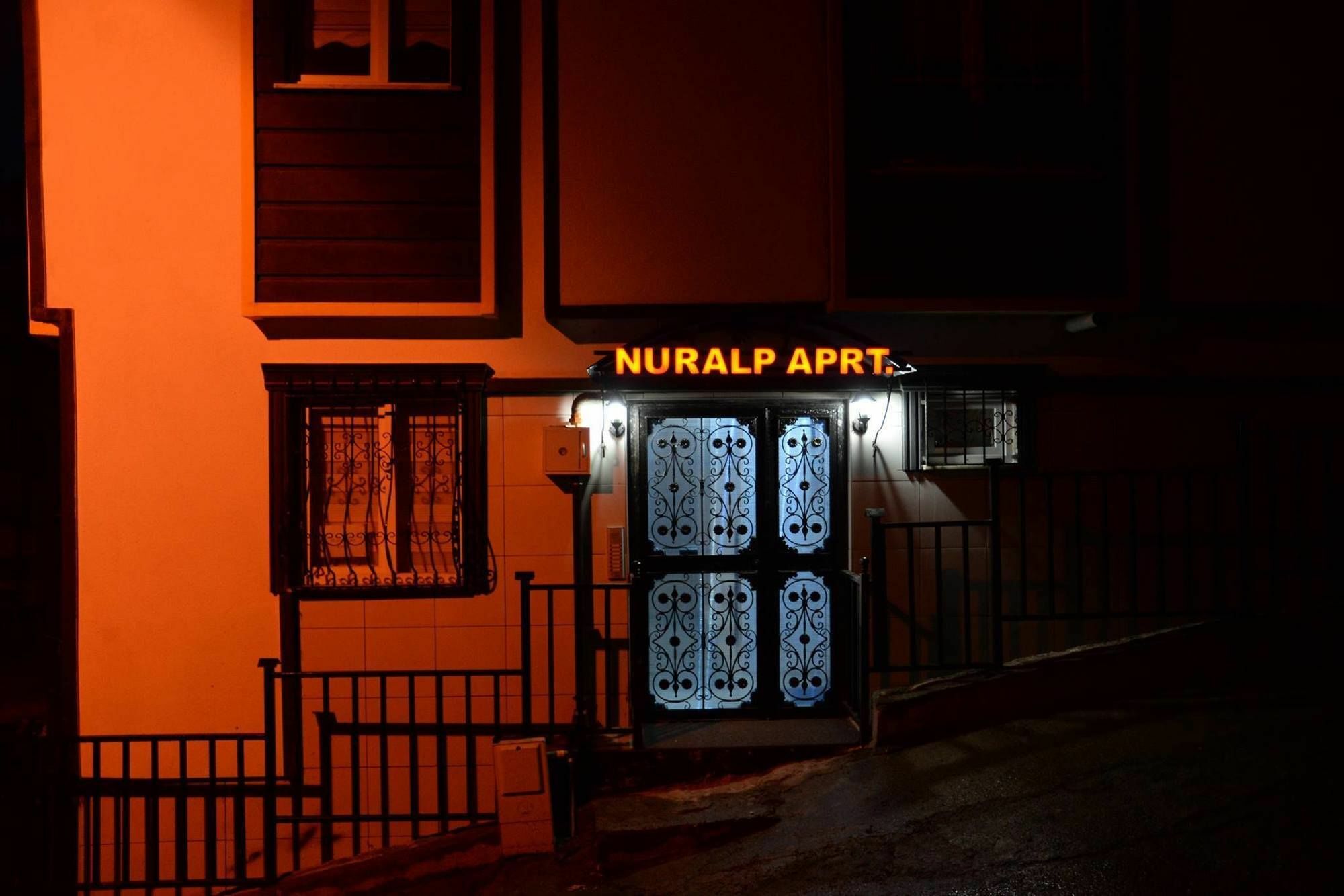 Nuralp Apart Otel - 트라존 외부 사진